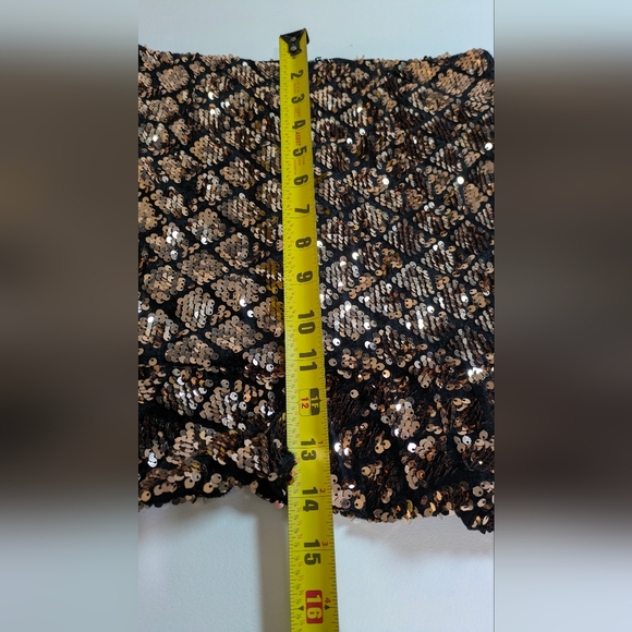 Forever 21 Sequin Mini Skirt Rose Gold Frill Hem Size S  Club Wear Party NEW - Picture 6 of 6